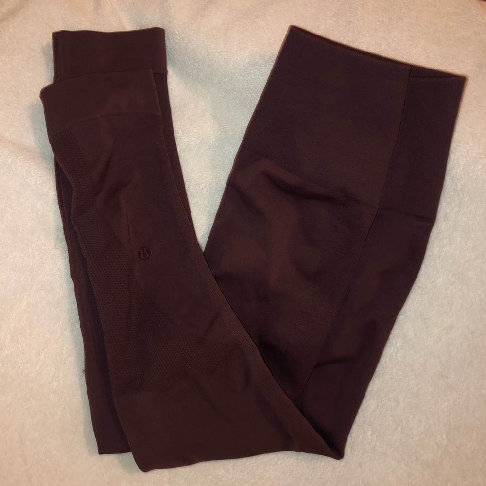 Lululemon 7/8 Legging size 6